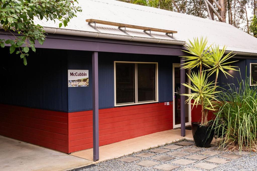 Russell Lakeside Retreat