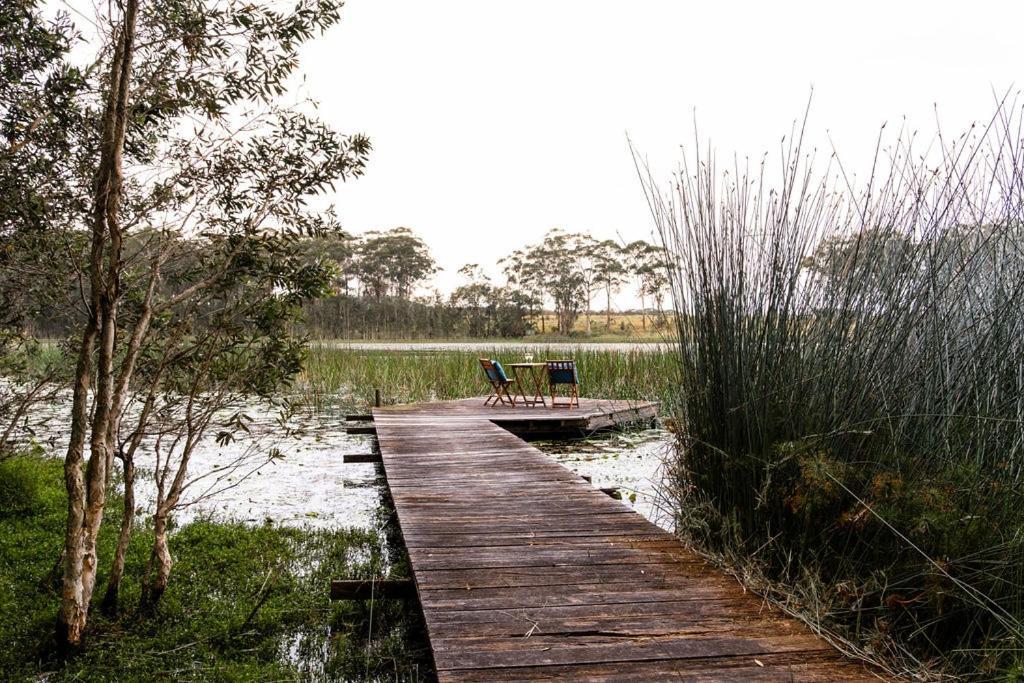 Russell Lakeside Retreat Bed & Breakfast *